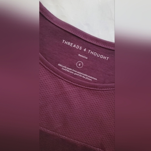 NWT! Under Armour Women's Yoga/Activewear Long Sleeve Cozy Fitness Bundle Small - Picture 14 of 17